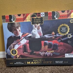 FAO Schwarz Magic Set — Black, Red, White & Gold